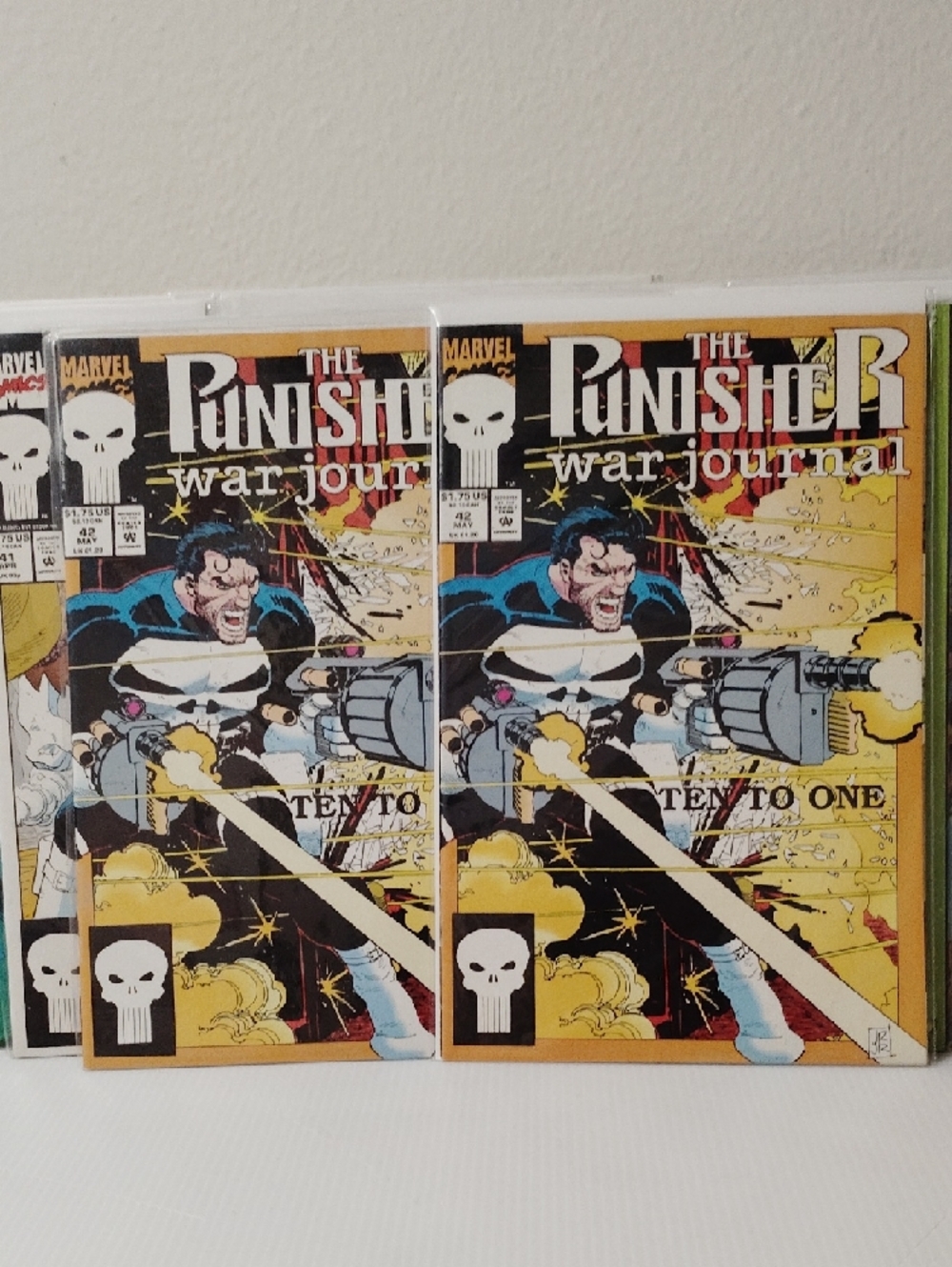 The Punisher War JournalComics #16,20,24,26,35,38,39,41-45,47-49,51,59,61 - Picture 9 of 10